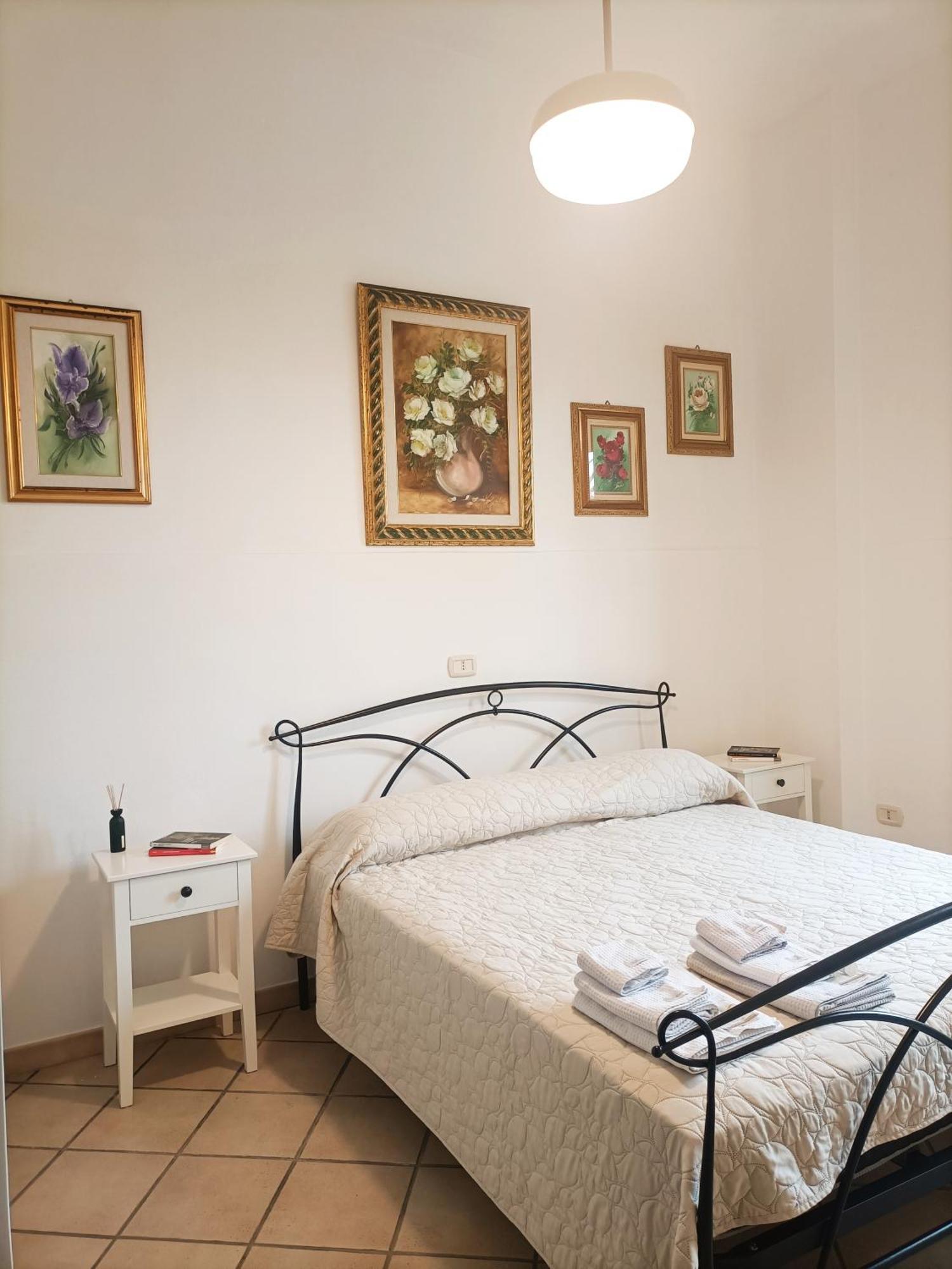 Bright Port View Apartment- Free Parking 칼리아리 외부 사진