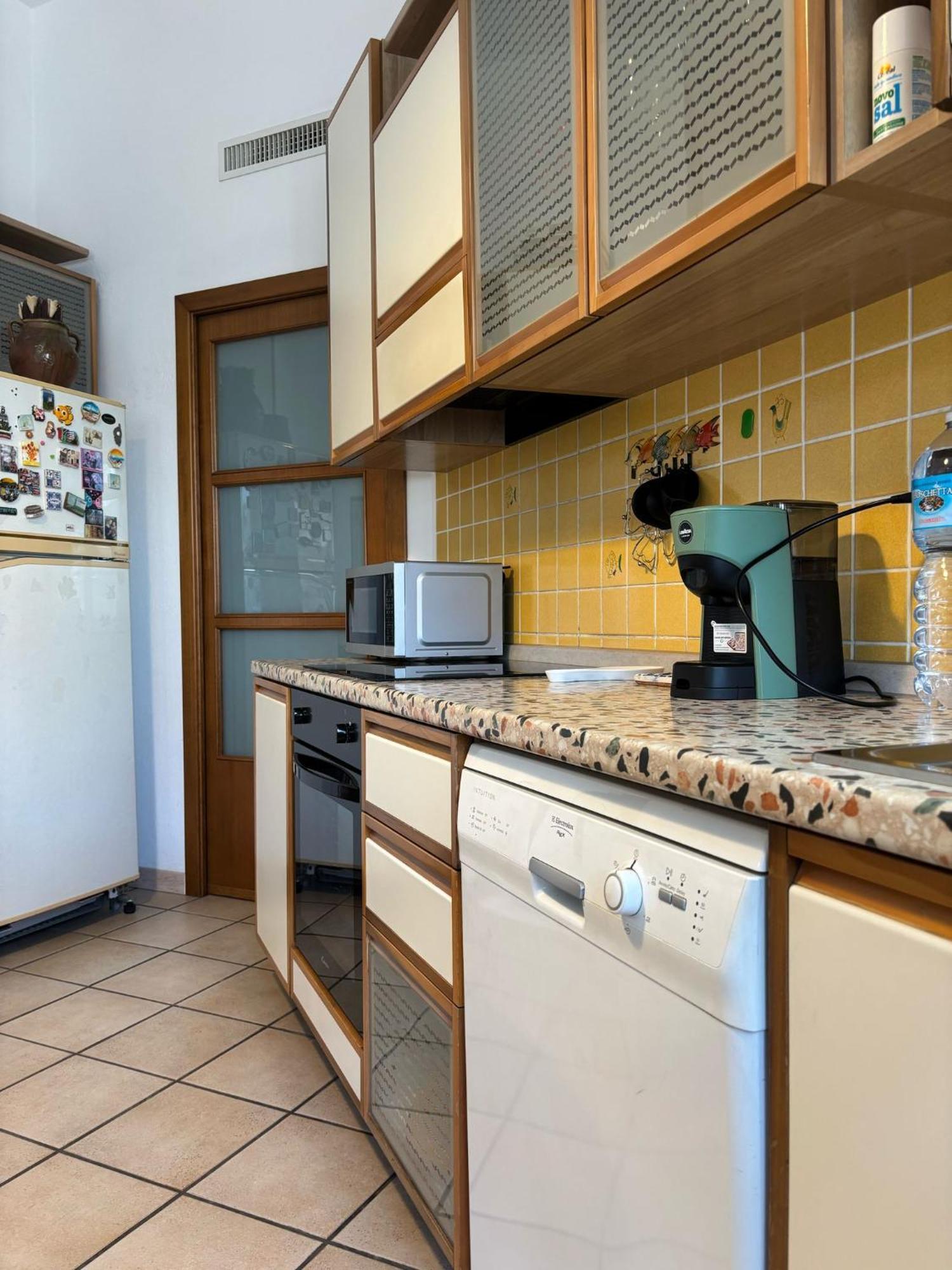Bright Port View Apartment- Free Parking 칼리아리 외부 사진